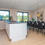 בית נופש 5 Star Holiday Home In Glesborg